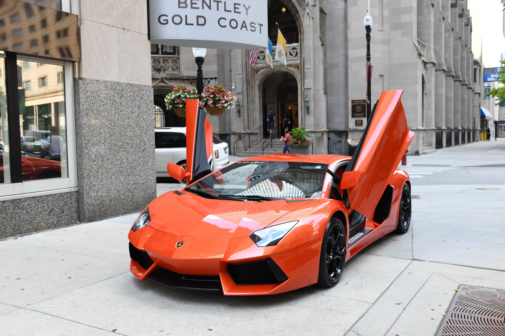 lamborghini aventador price 2012