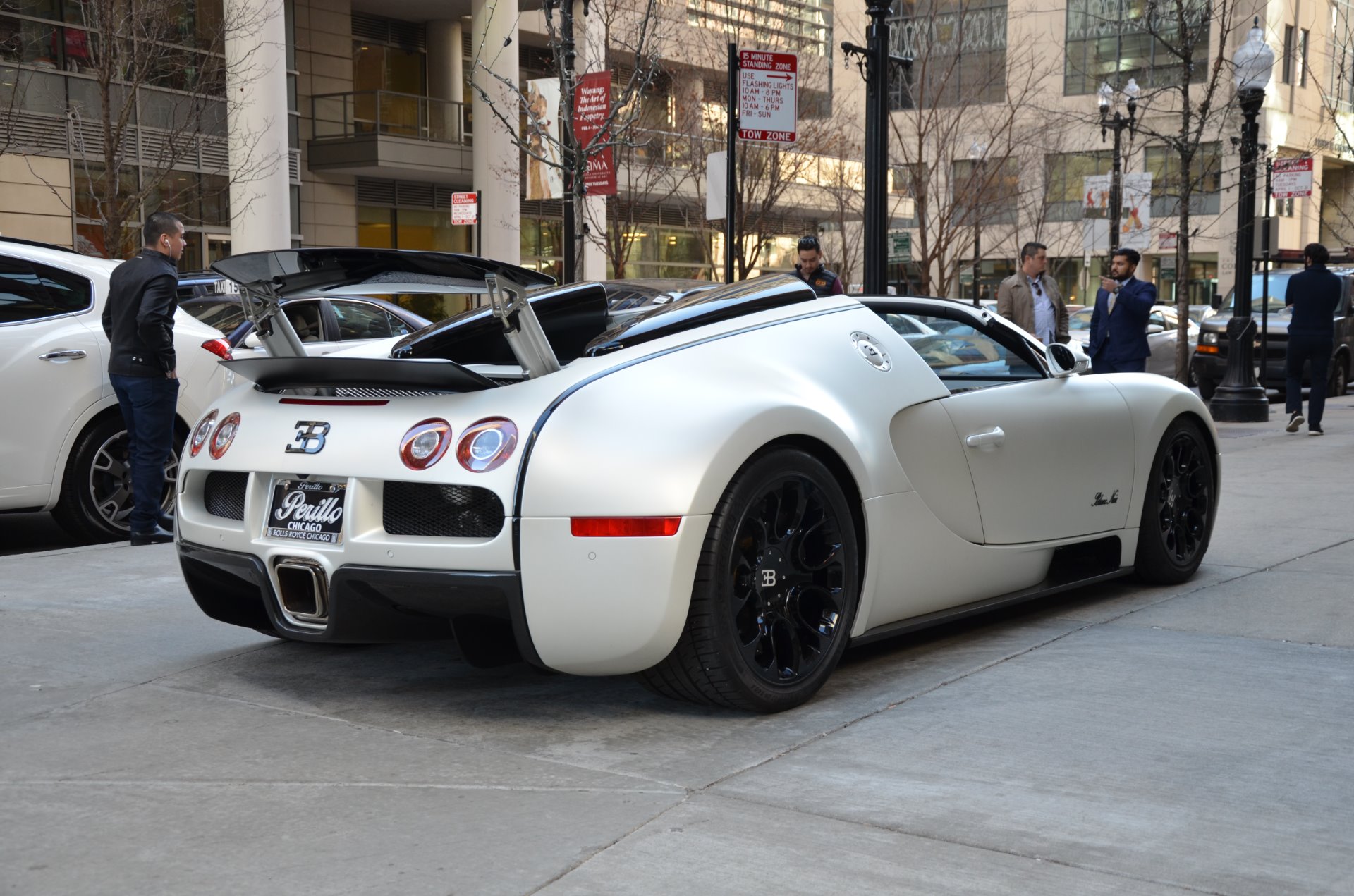 Bugatti veyron discount blanc noir