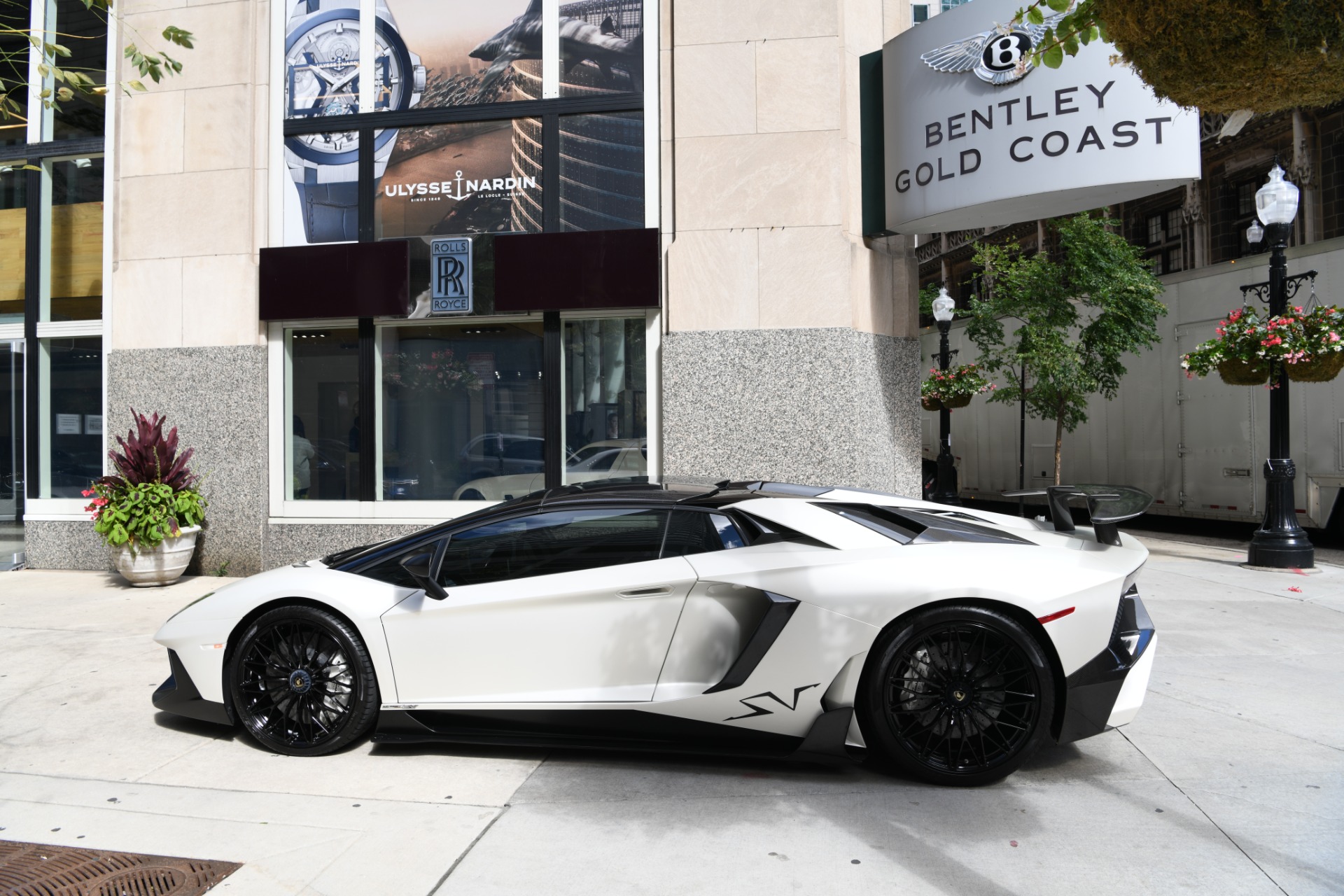 Used 2016 Lamborghini AVENTADOR SV ROADSTER LP 750-4 SV For Sale 