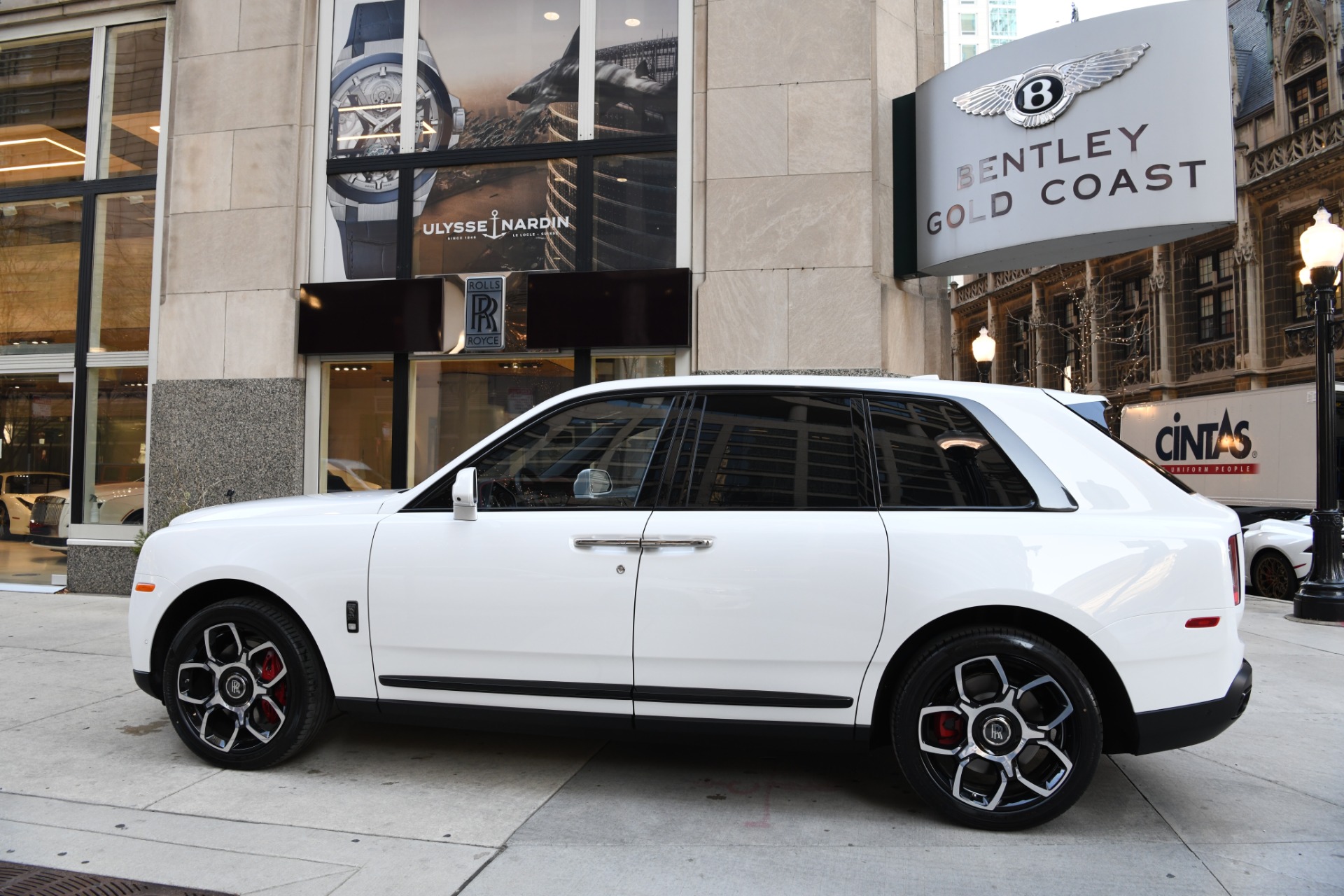 New 2021 Rolls-Royce Cullinan Black Badge For Sale ()