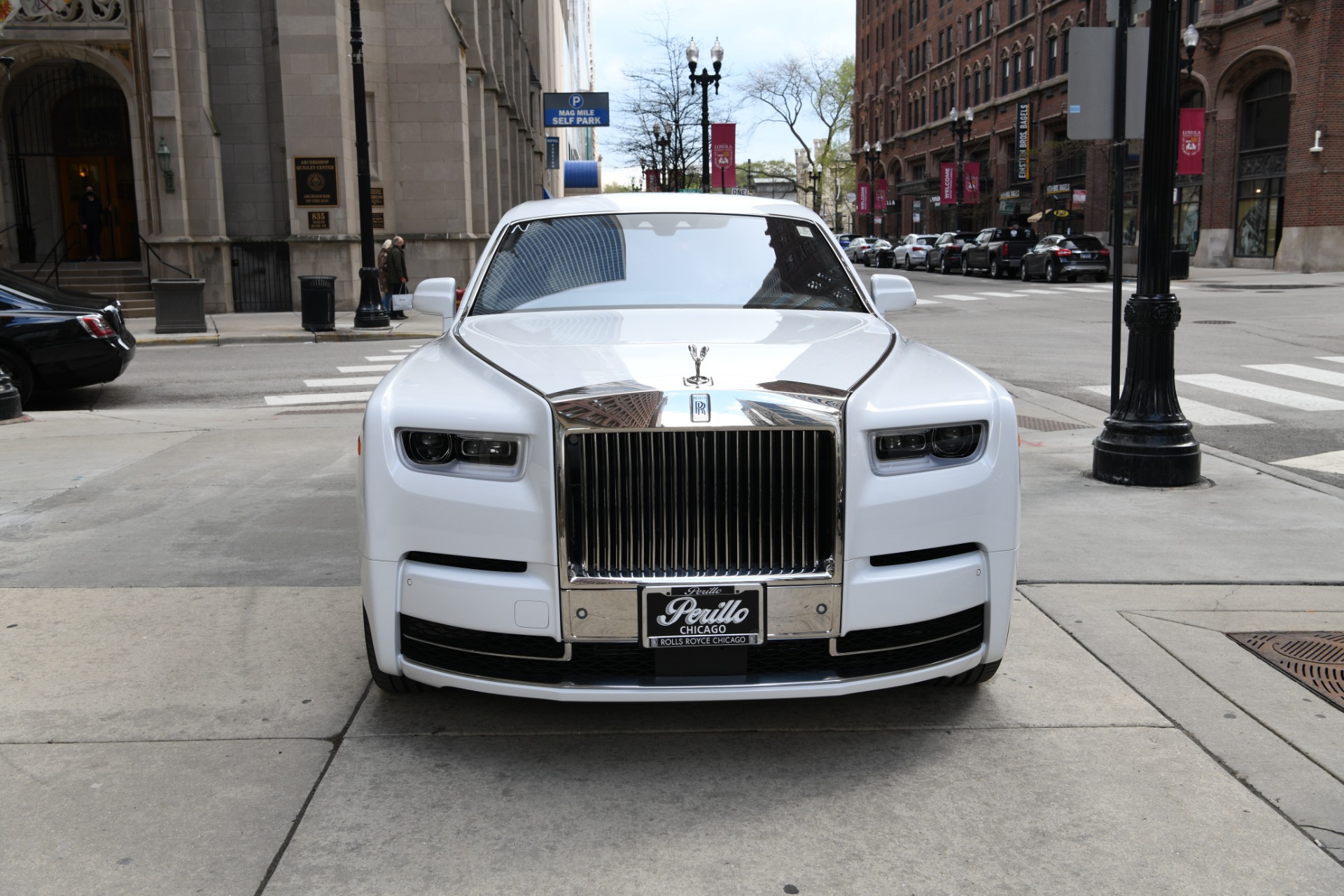 Driven: 2021 Rolls-Royce Ghost Extended Is a Baby Phantom With Big  Ambitions - autoevolution